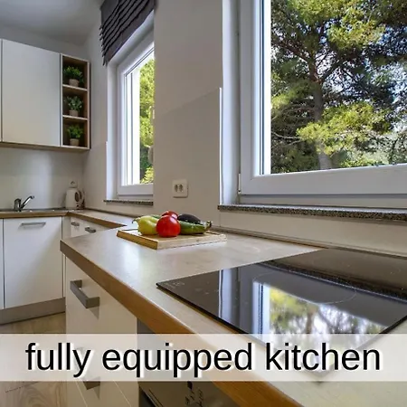 Marula - 5 Min Walk To Beach, Supermarkets, Restaurants - Balcony, Parking & Bicycles