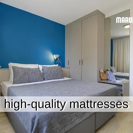 Marula - 5 Min Walk To Beach, Supermarkets, Restaurants - Balcony, Parking & Bicycles Zaostrog